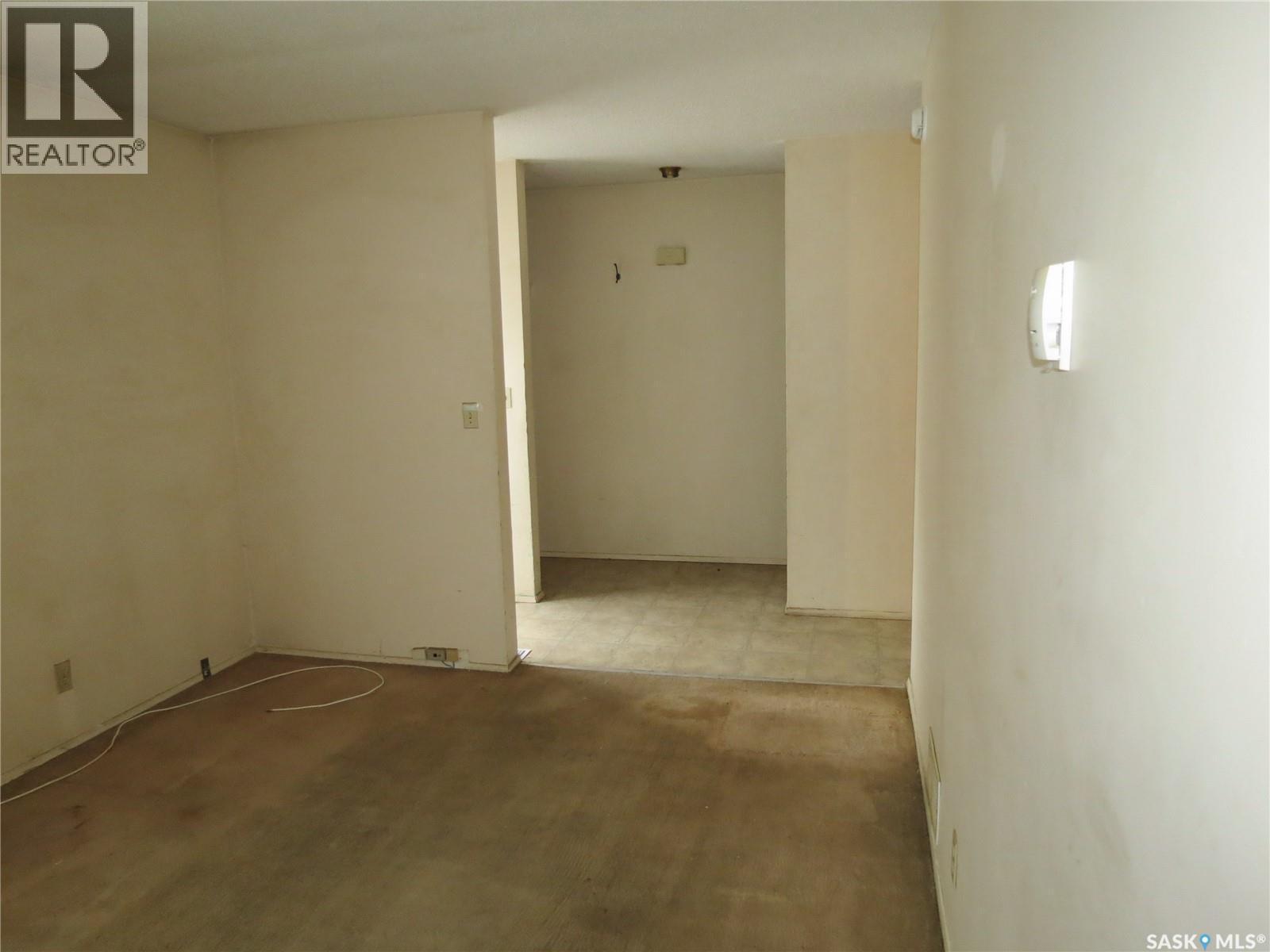 3926 Castle Road, Regina, SK - Indoor Photo Showing Other Room