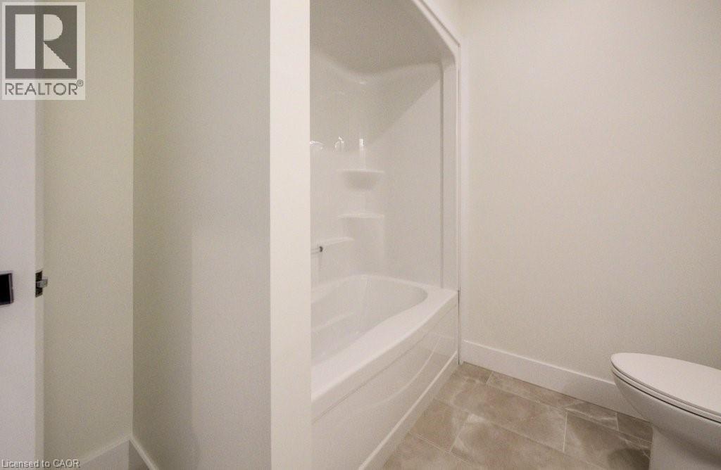 19 Downey Street Unit# 2, Kitchener, ON - Indoor Photo Showing Bathroom