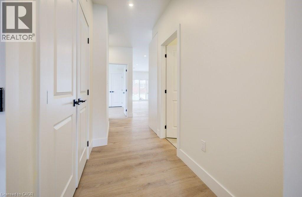 19 Downey Street Unit# 2, Kitchener, ON - Indoor Photo Showing Other Room