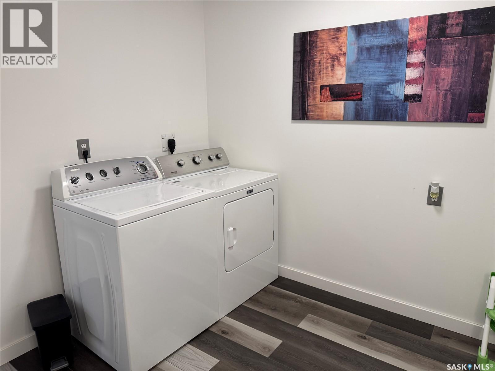 132 Barber Crescent, Saskatoon, SK - Indoor Photo Showing Laundry Room