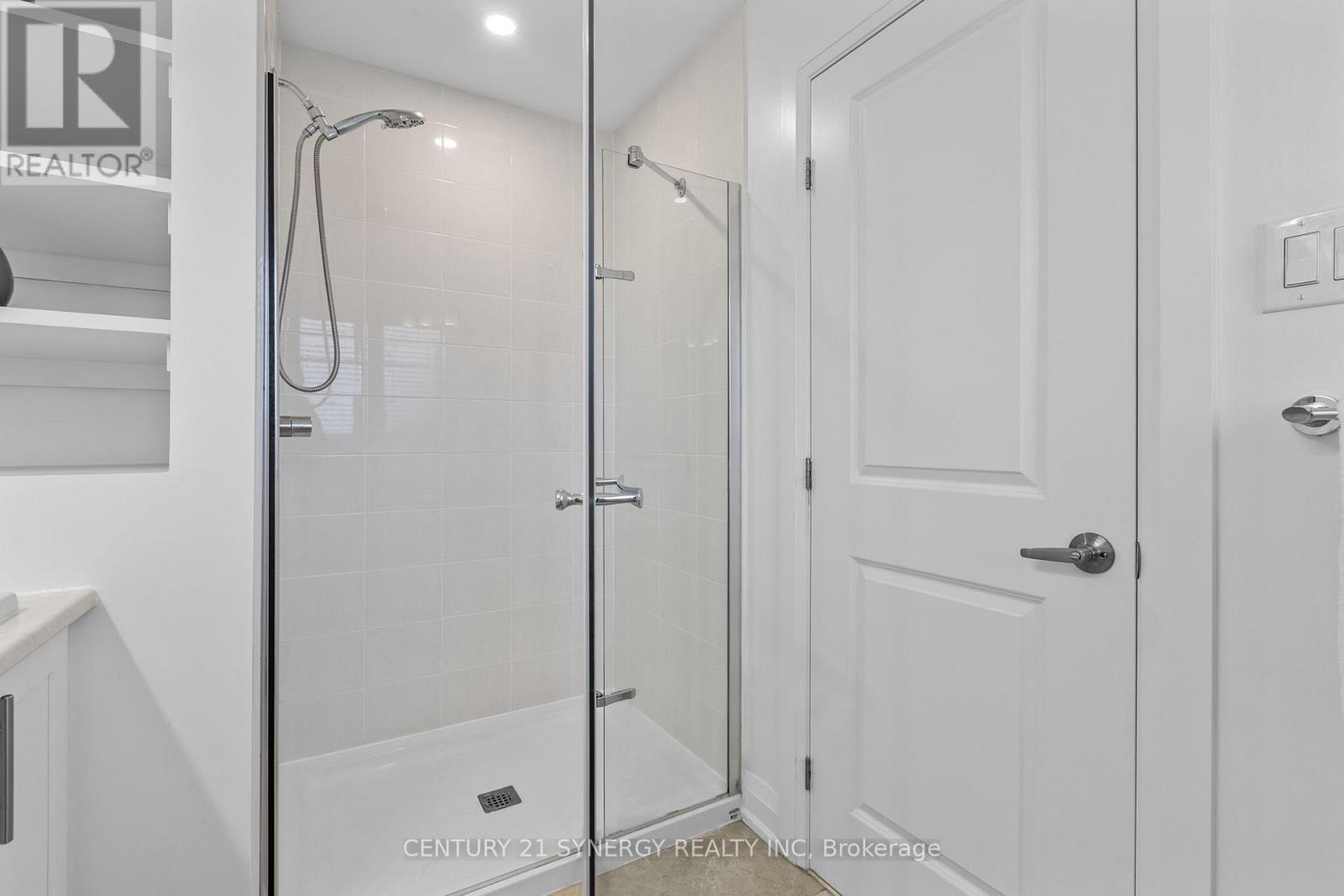 463 Fernside Street, Ottawa, ON - Indoor Photo Showing Bathroom