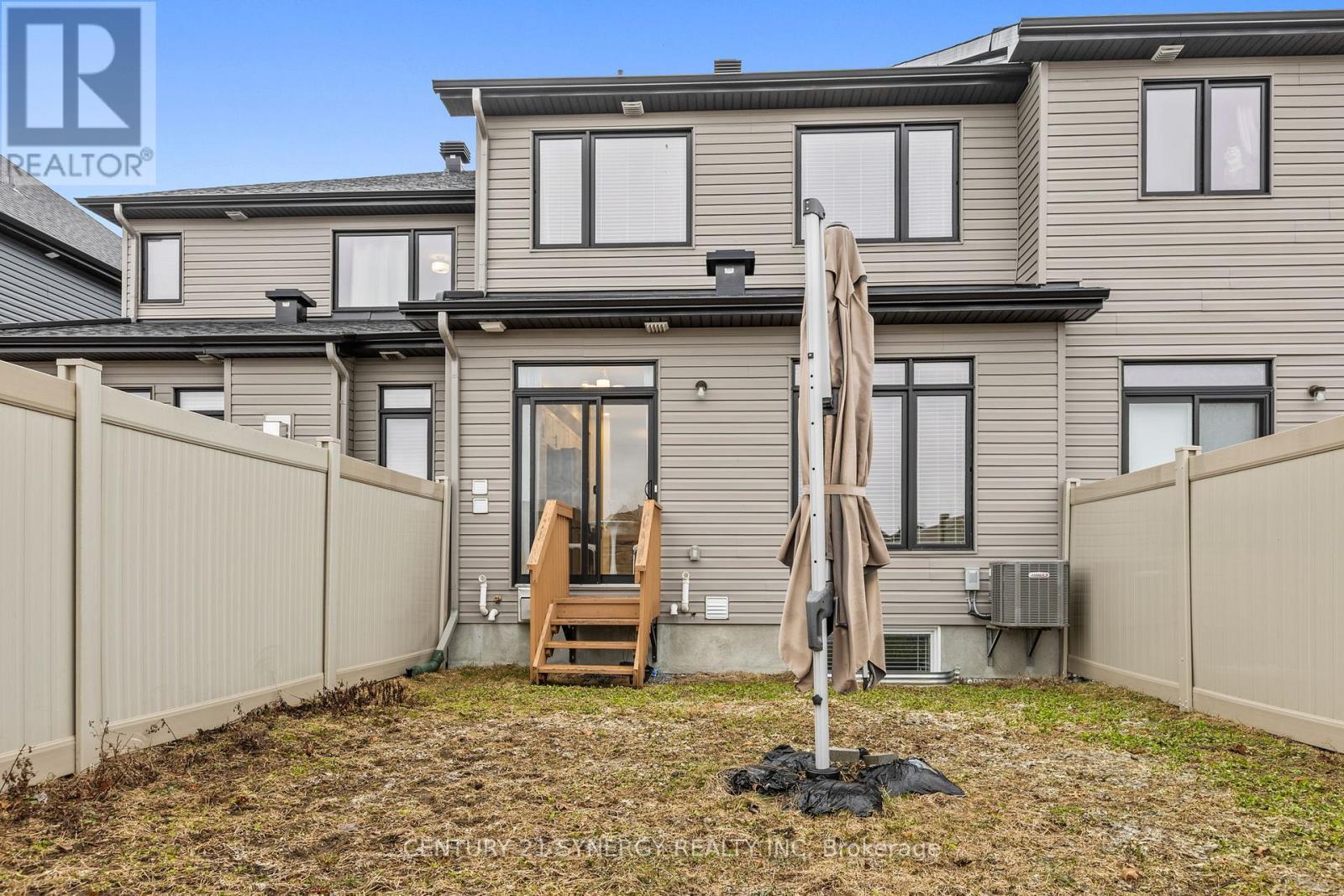 463 Fernside Street, Ottawa, ON - Outdoor With Exterior