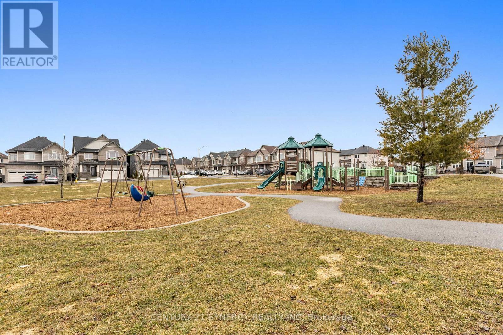 463 Fernside Street, Ottawa, ON - Outdoor