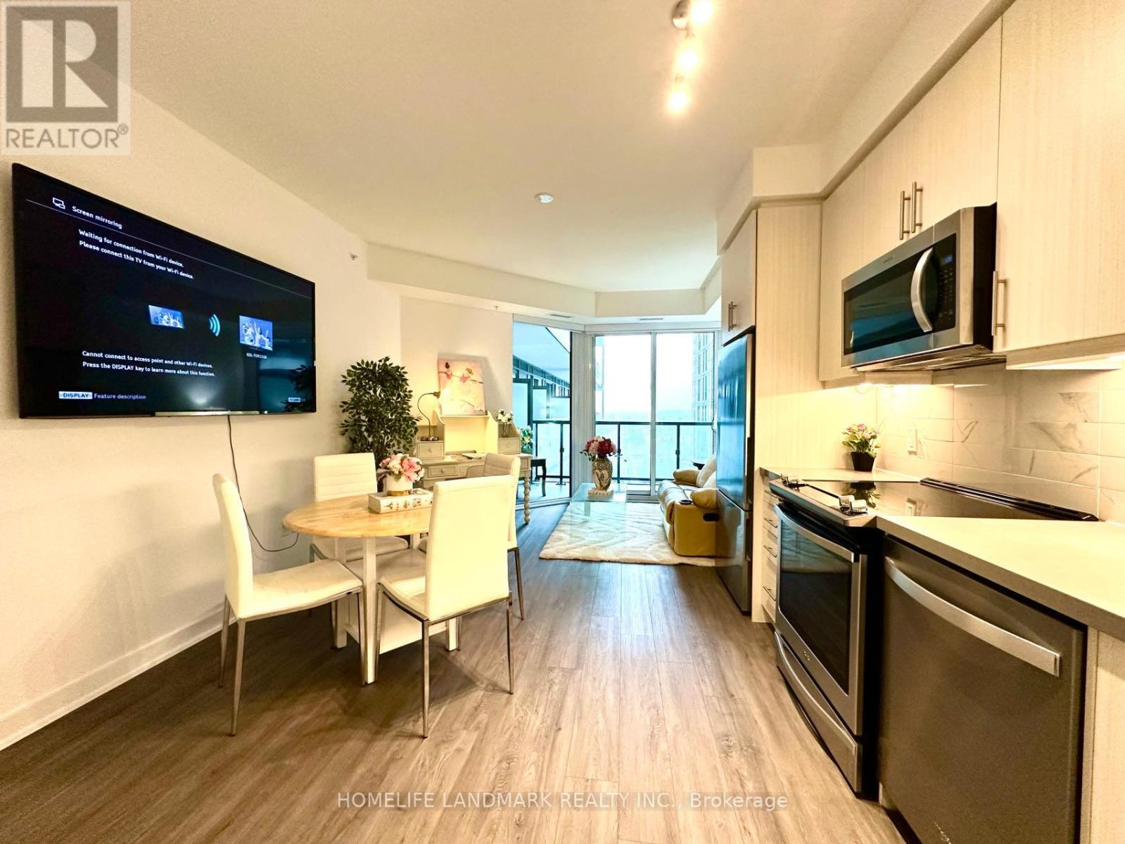 813 - 85 Oneida Crescent, Richmond Hill, ON - Indoor Photo Showing Other Room
