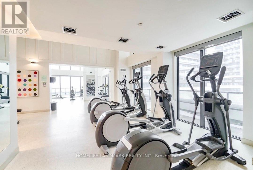 813 - 85 Oneida Crescent, Richmond Hill, ON - Indoor Photo Showing Gym Room