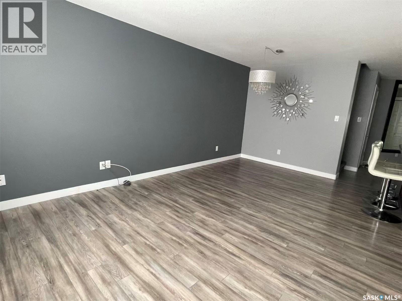 2 5301 Beacon Drive, Regina, SK - Indoor Photo Showing Other Room