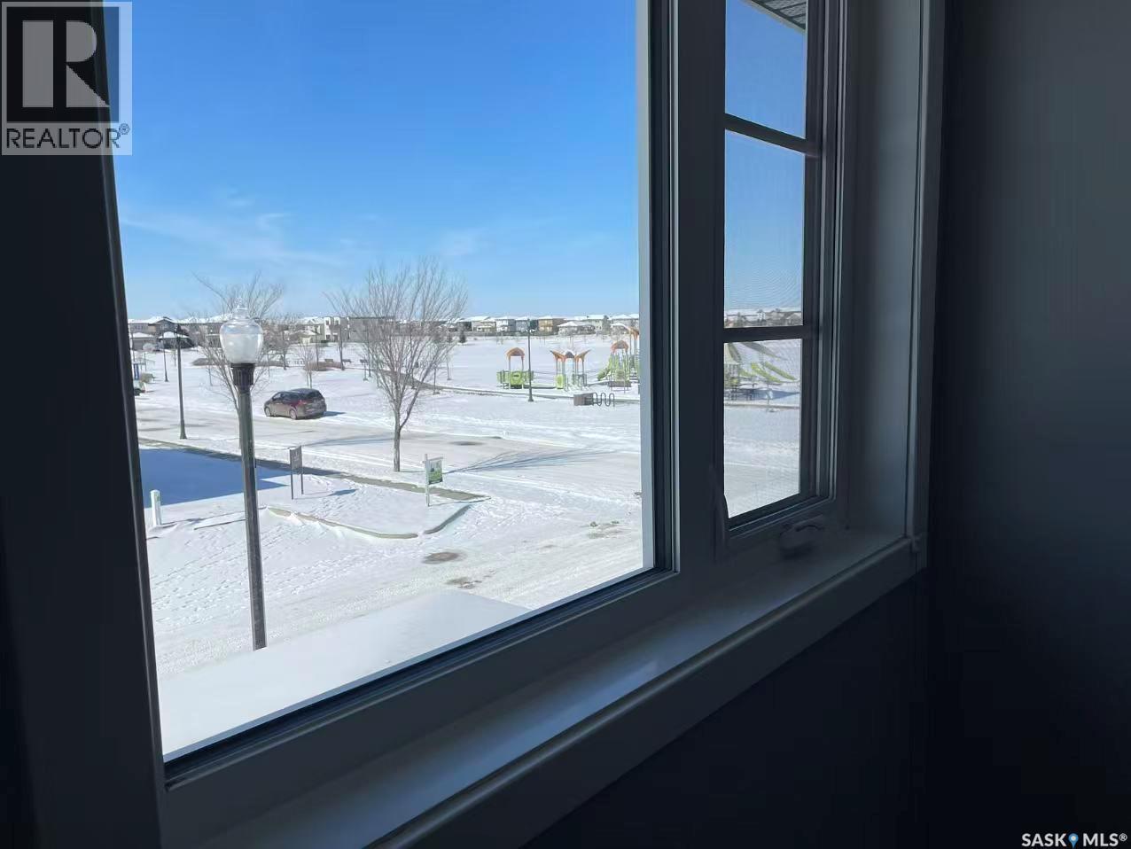 2 5301 Beacon Drive, Regina, SK - Indoor Photo Showing Other Room