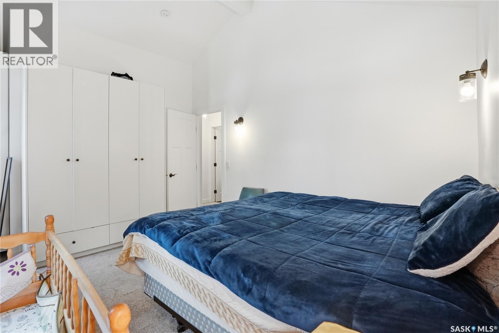 929 K Avenue N, Saskatoon, SK - Indoor Photo Showing Bedroom