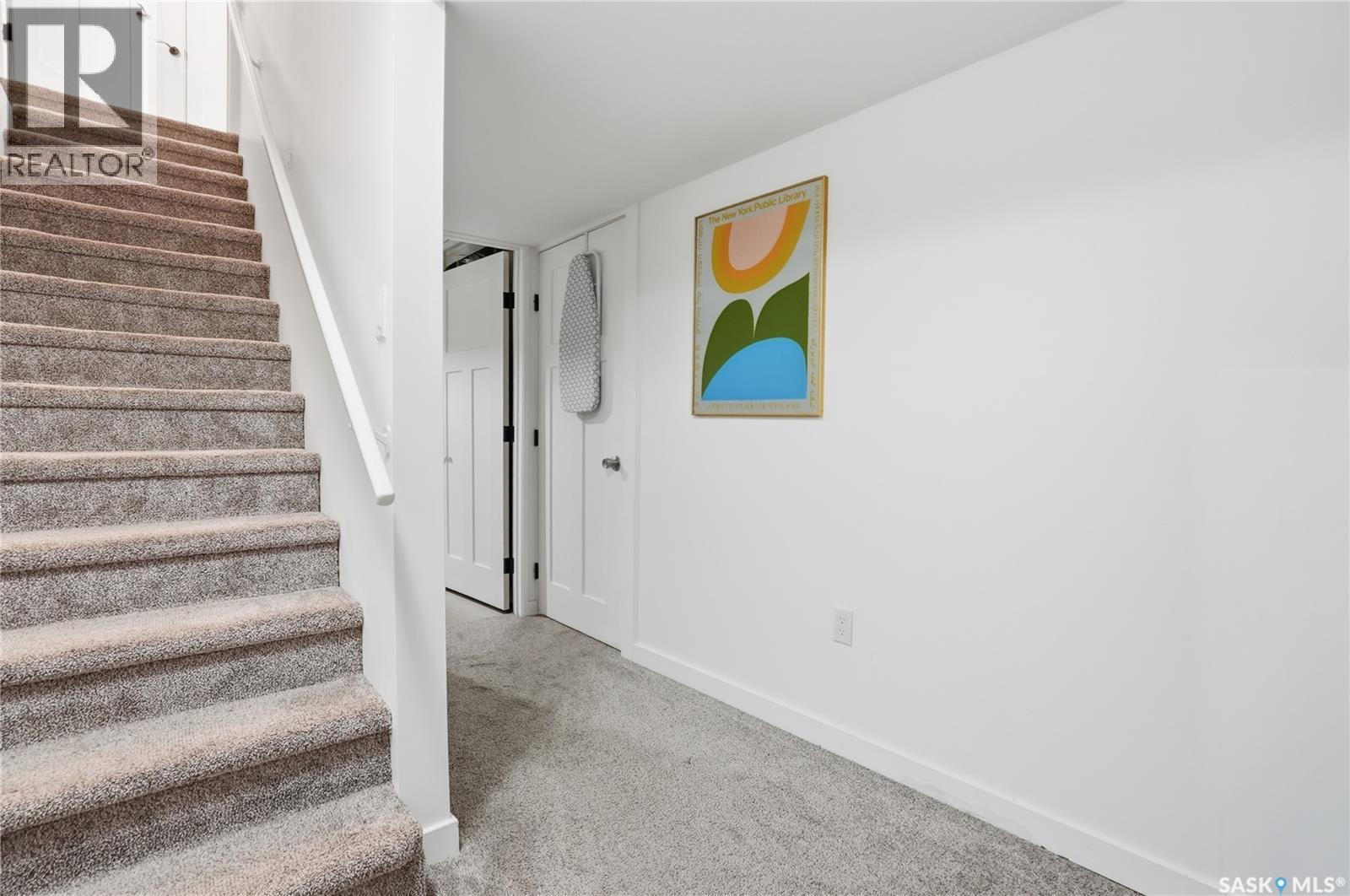 929 K Avenue N, Saskatoon, SK - Indoor Photo Showing Other Room