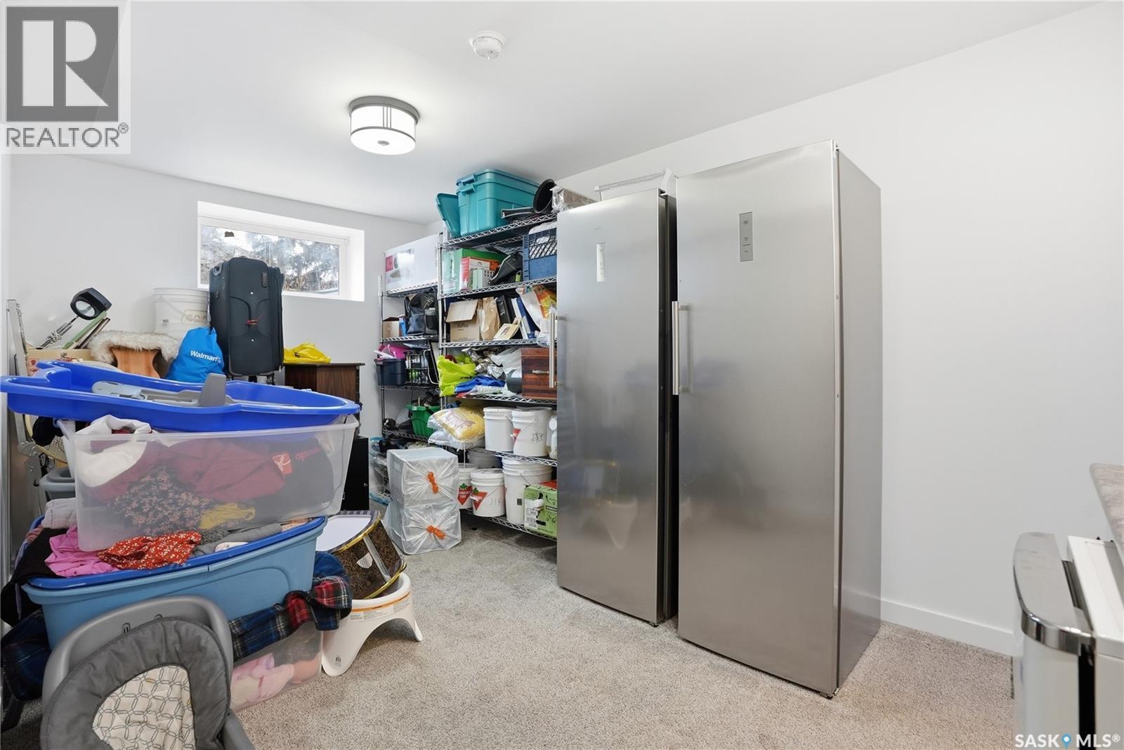 929 K Avenue N, Saskatoon, SK - Indoor