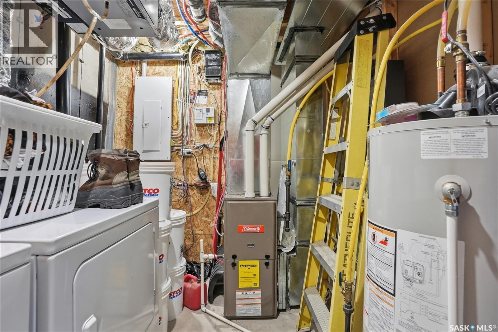 929 K Avenue N, Saskatoon, SK - Indoor Photo Showing Basement