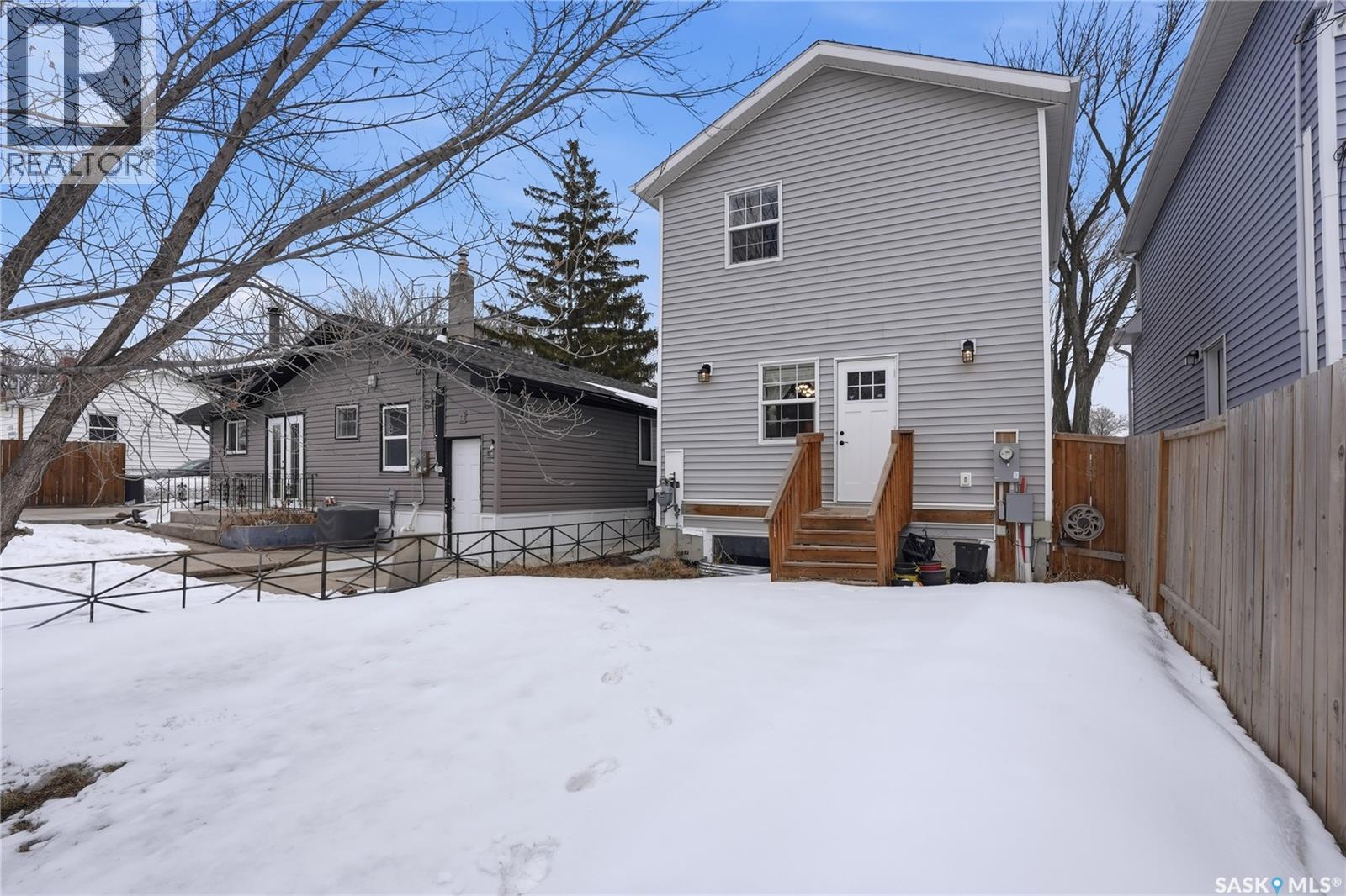 929 K Avenue N, Saskatoon, SK - Outdoor