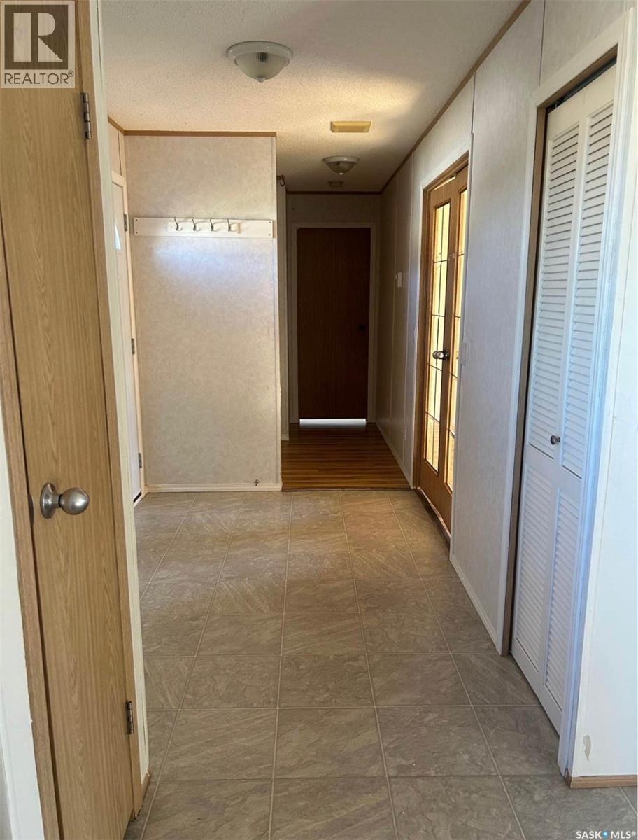 92 Foord Crescent, Macoun, SK - Indoor Photo Showing Other Room