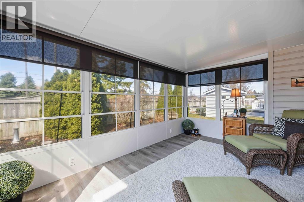 5700 Blackwell Sideroad Unit# 13, Sarnia, ON - With Exterior