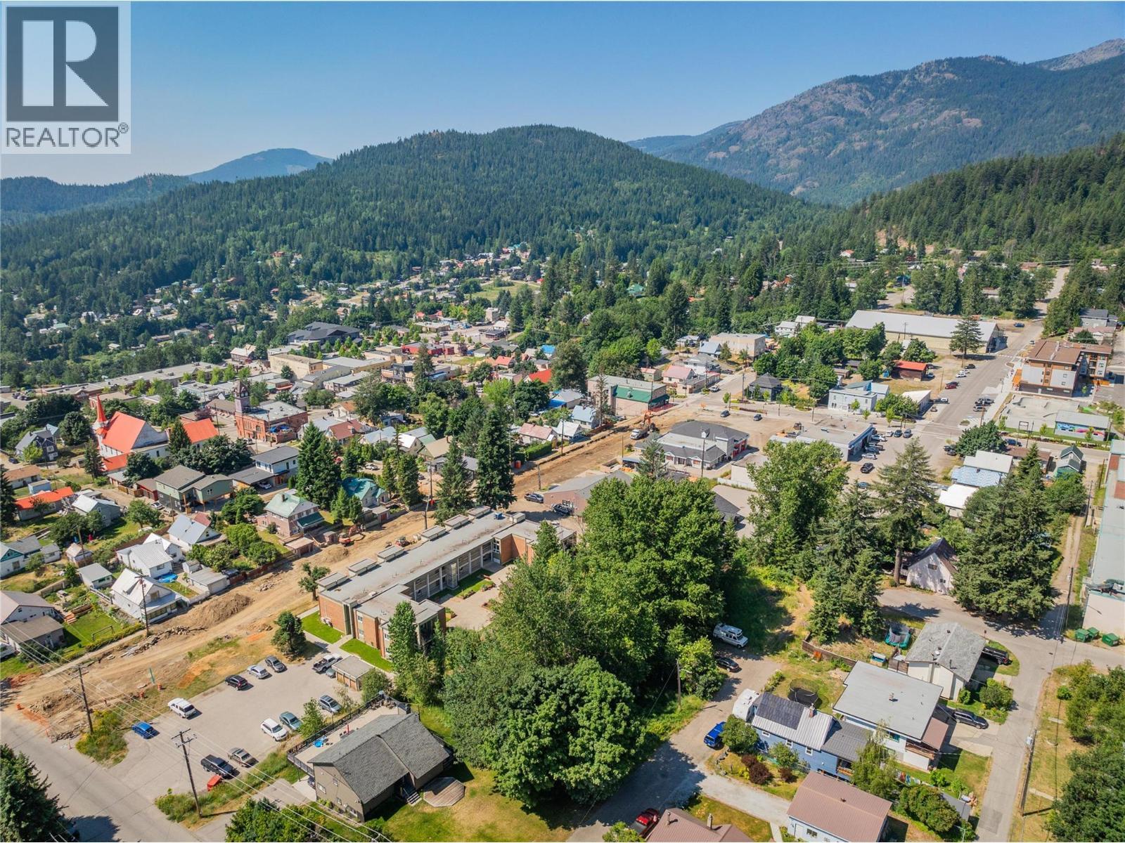 Lot 13-20 Third Avenue, Rossland, BC