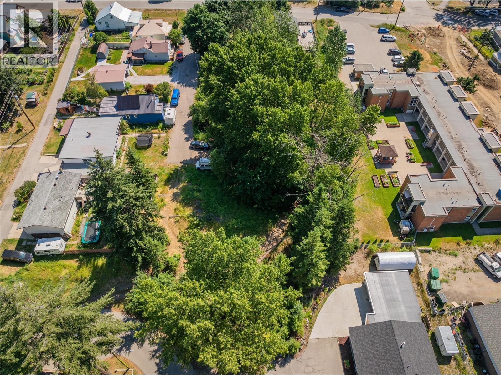 Lot 13-20 Third Avenue, Rossland, BC
