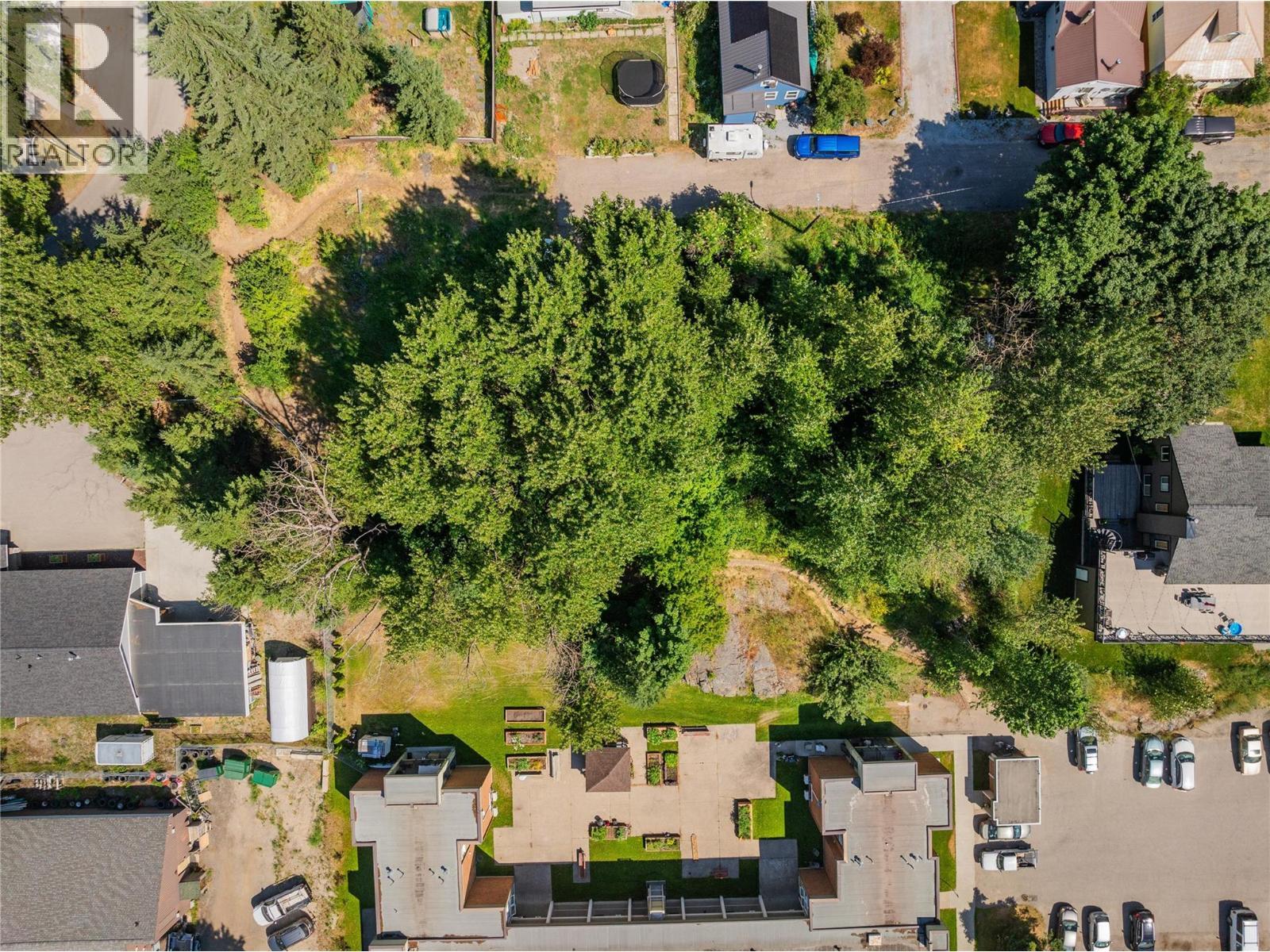 Lot 13-20 Third Avenue, Rossland, BC