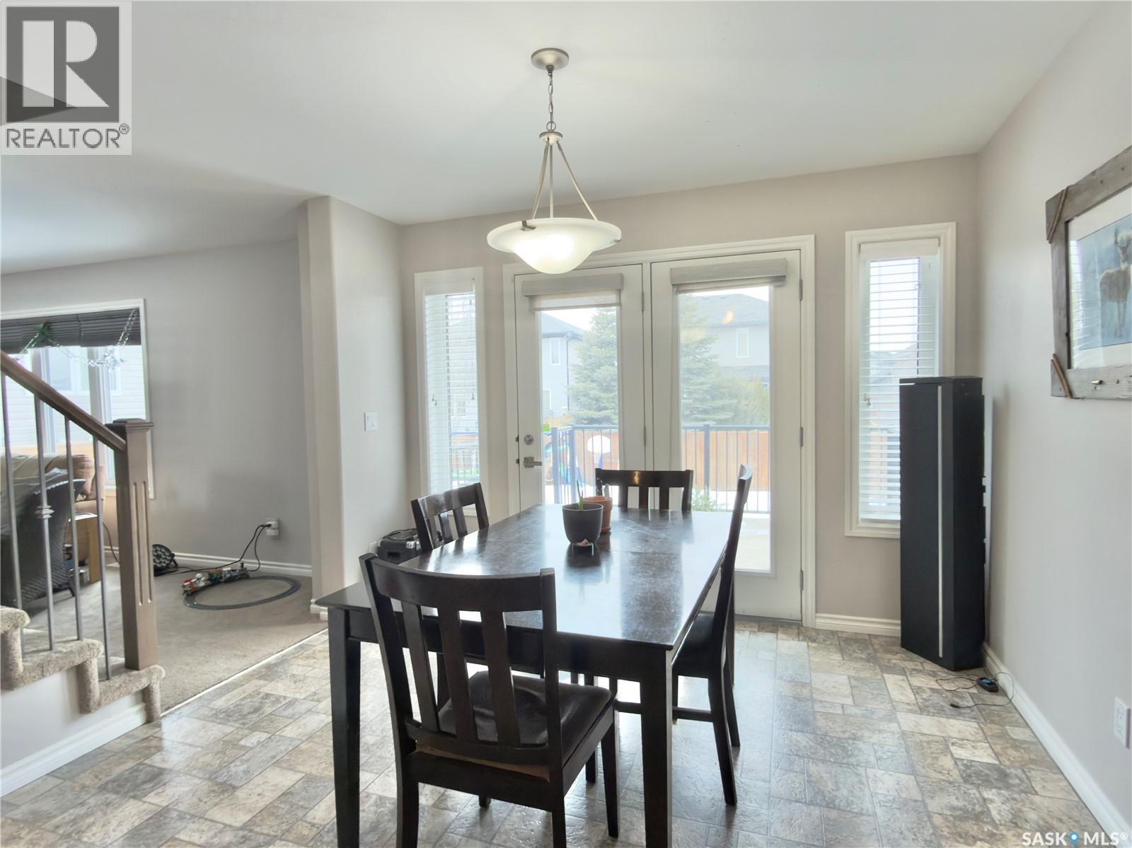 831 Korol Way, Saskatoon, SK - Indoor Photo Showing Dining Room
