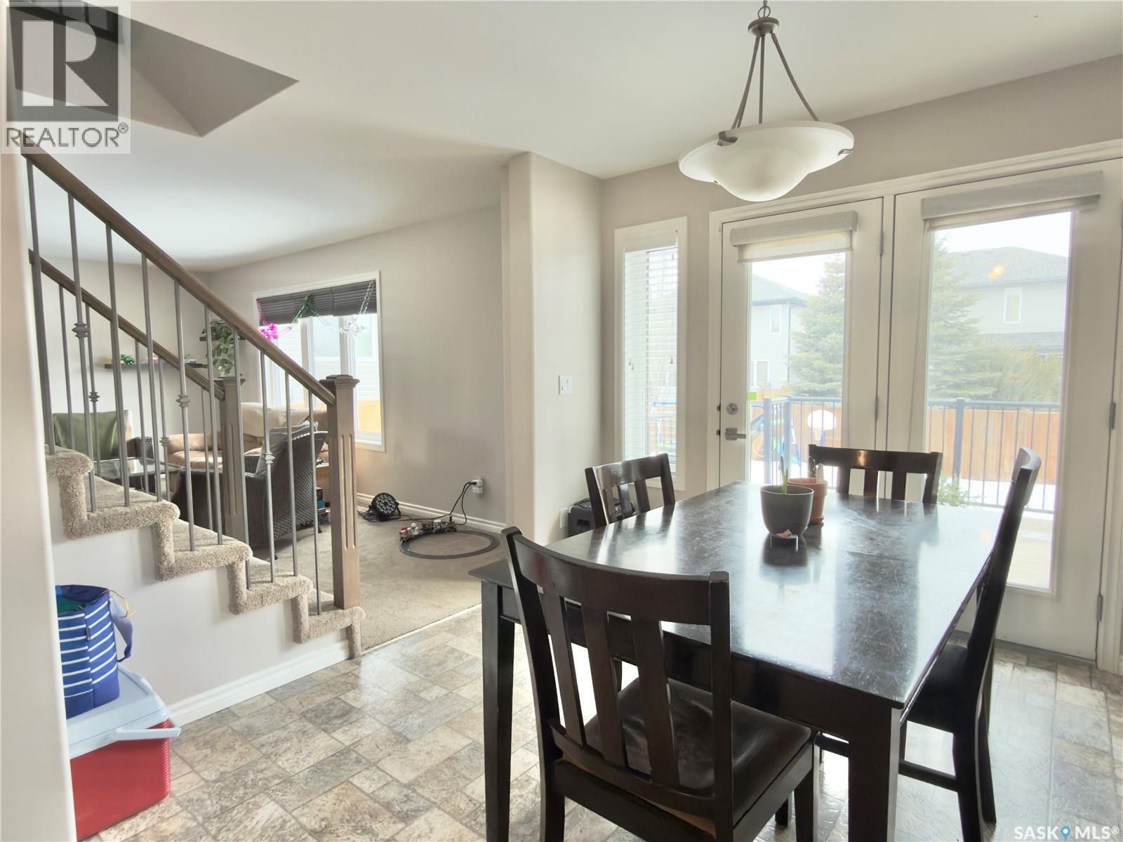 831 Korol Way, Saskatoon, SK - Indoor Photo Showing Dining Room