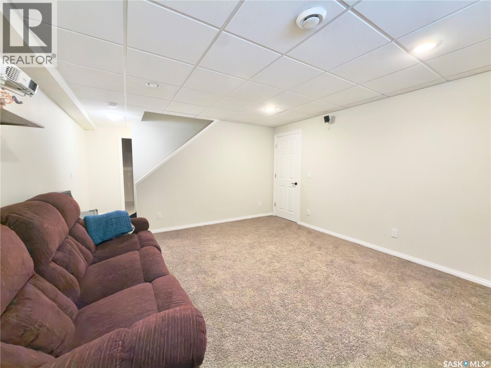 831 Korol Way, Saskatoon, SK - Indoor