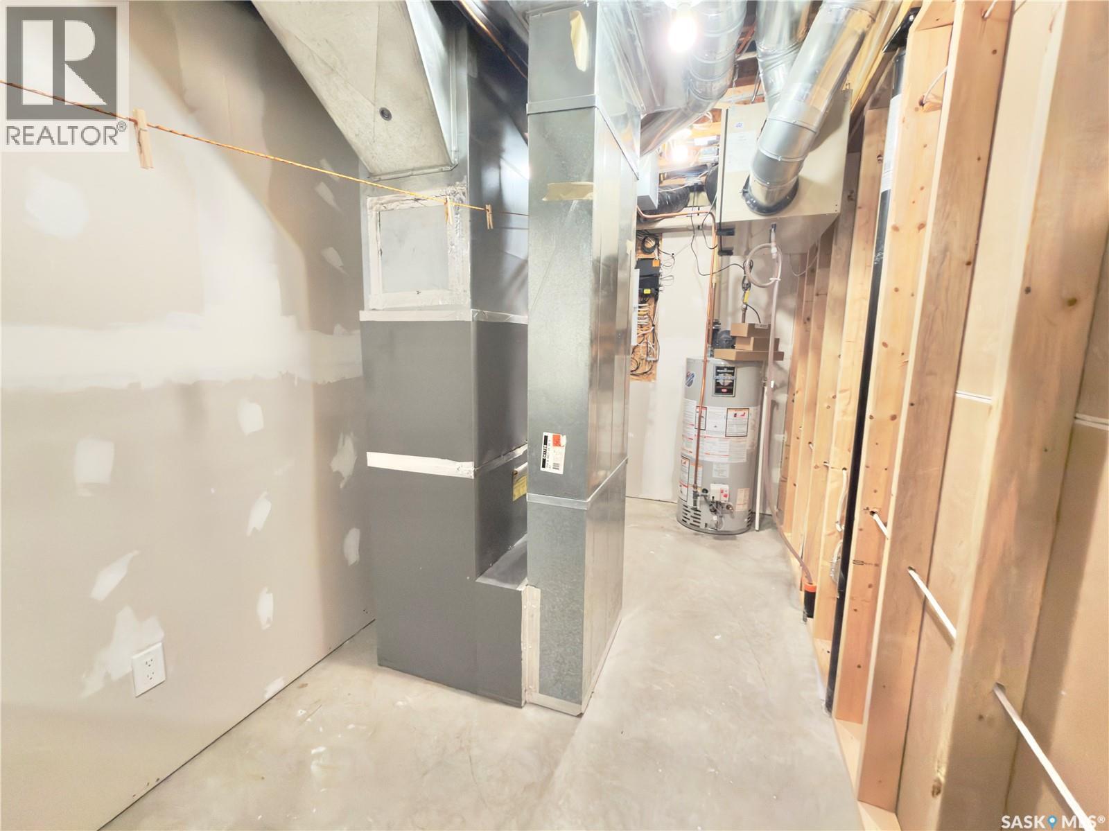 831 Korol Way, Saskatoon, SK - Indoor Photo Showing Basement
