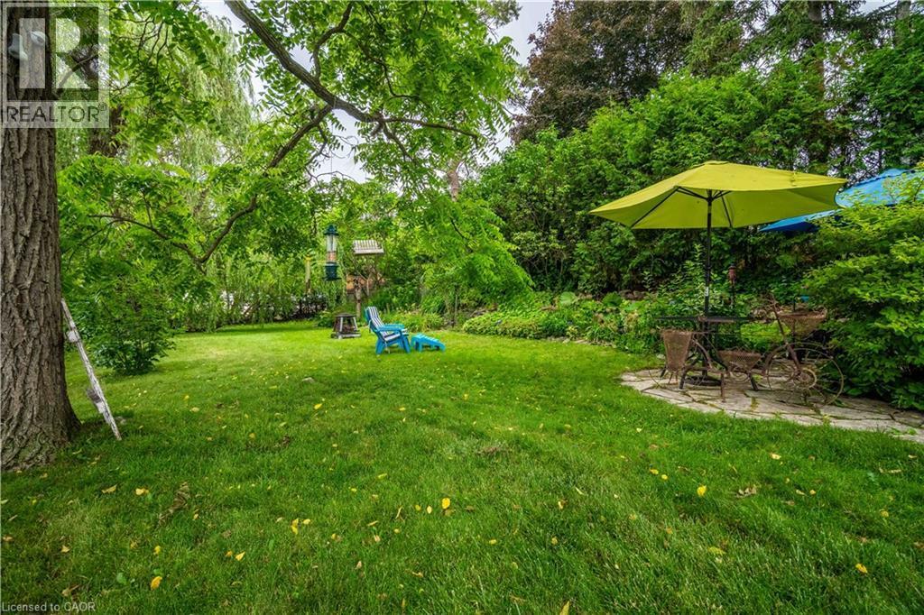 Extra deep lot is a private oasis of nature and privacy. - 99 Argyle Street N, Caledonia, ON - Outdoor