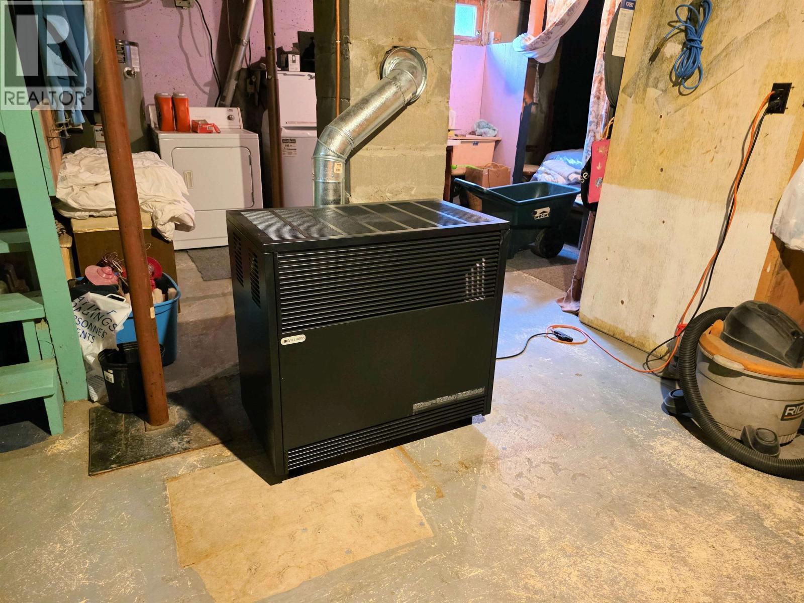 15 Harmon Crescent, Granisle, BC - Indoor Photo Showing Basement