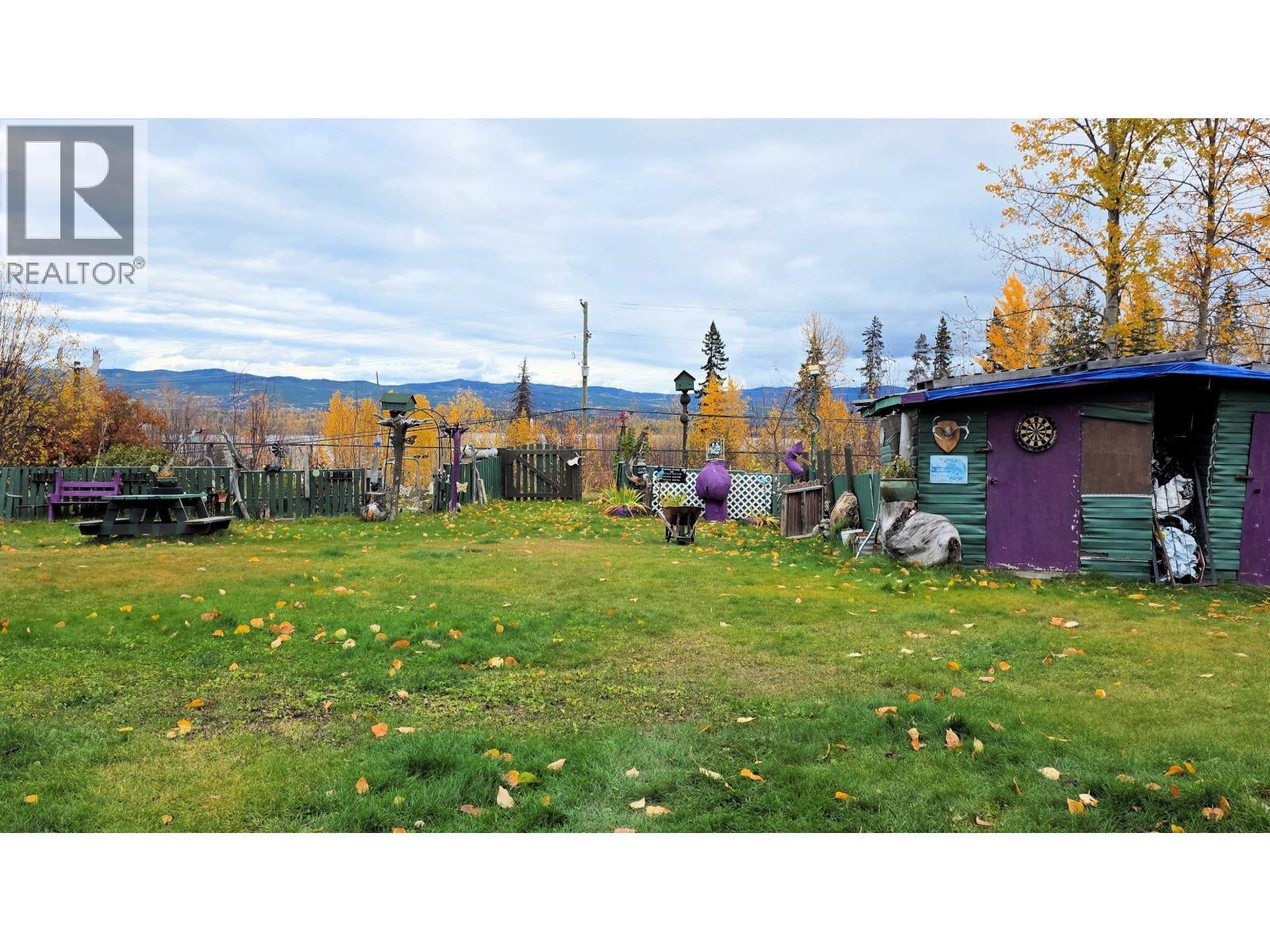 15 Harmon Crescent, Granisle, BC - Outdoor