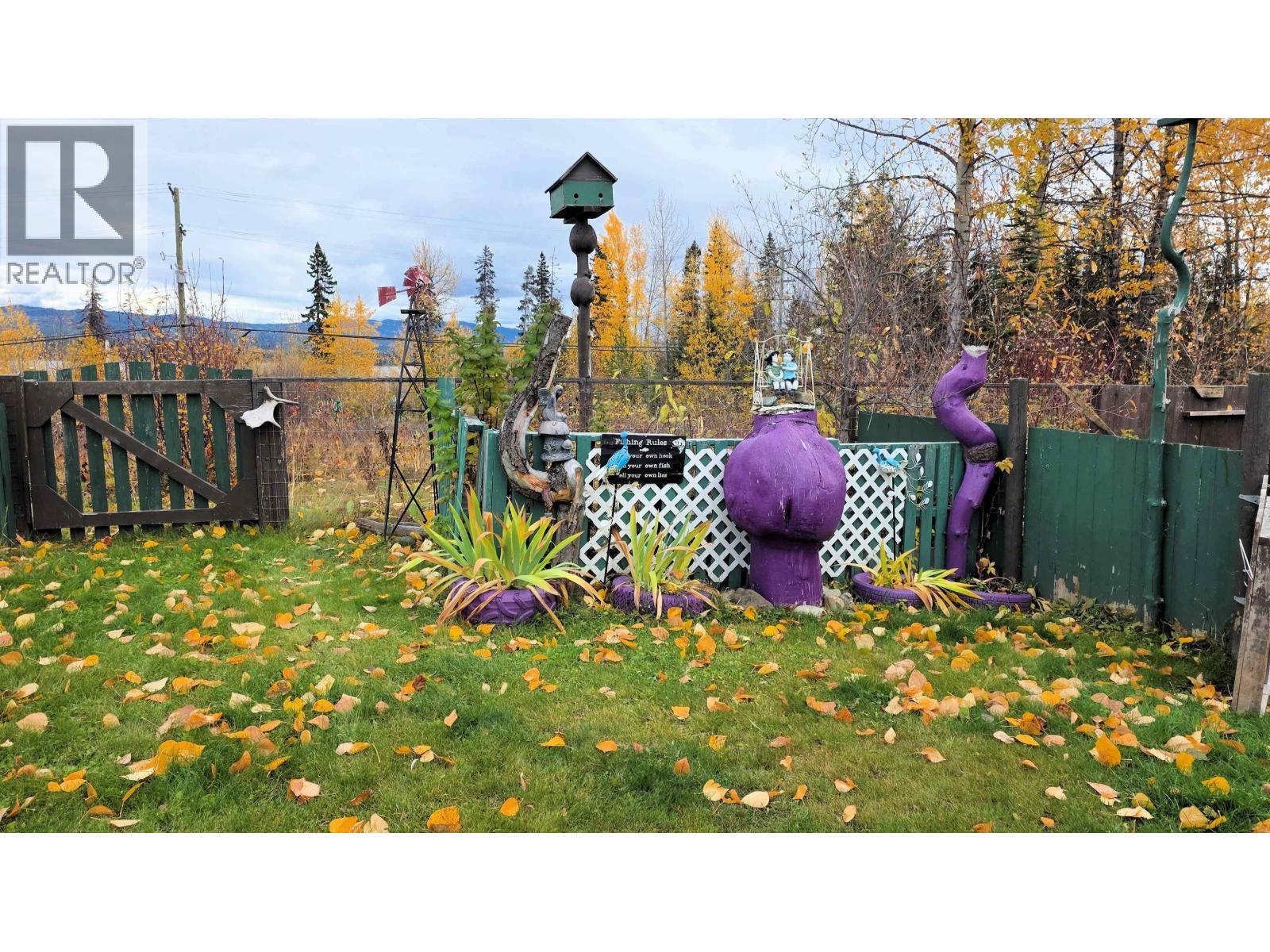 15 Harmon Crescent, Granisle, BC - Outdoor