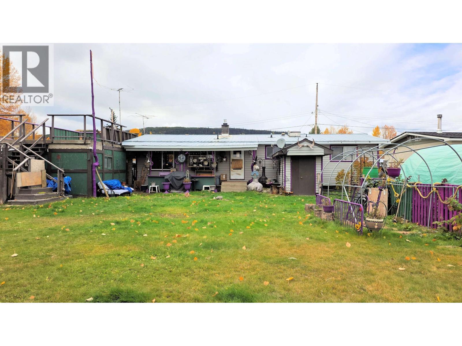 15 Harmon Crescent, Granisle, BC - Outdoor With Deck Patio Veranda