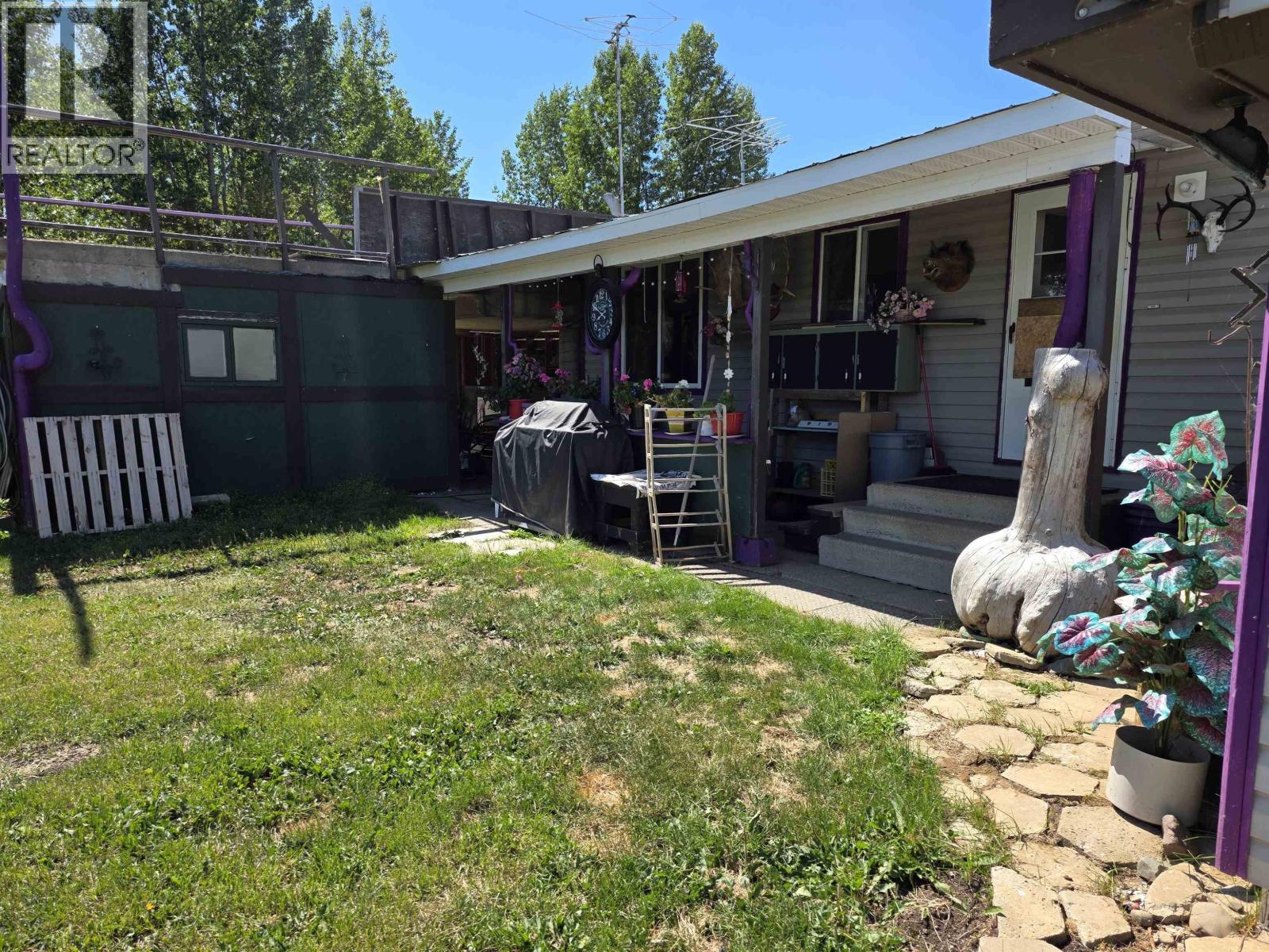 15 Harmon Crescent, Granisle, BC - Outdoor With Deck Patio Veranda
