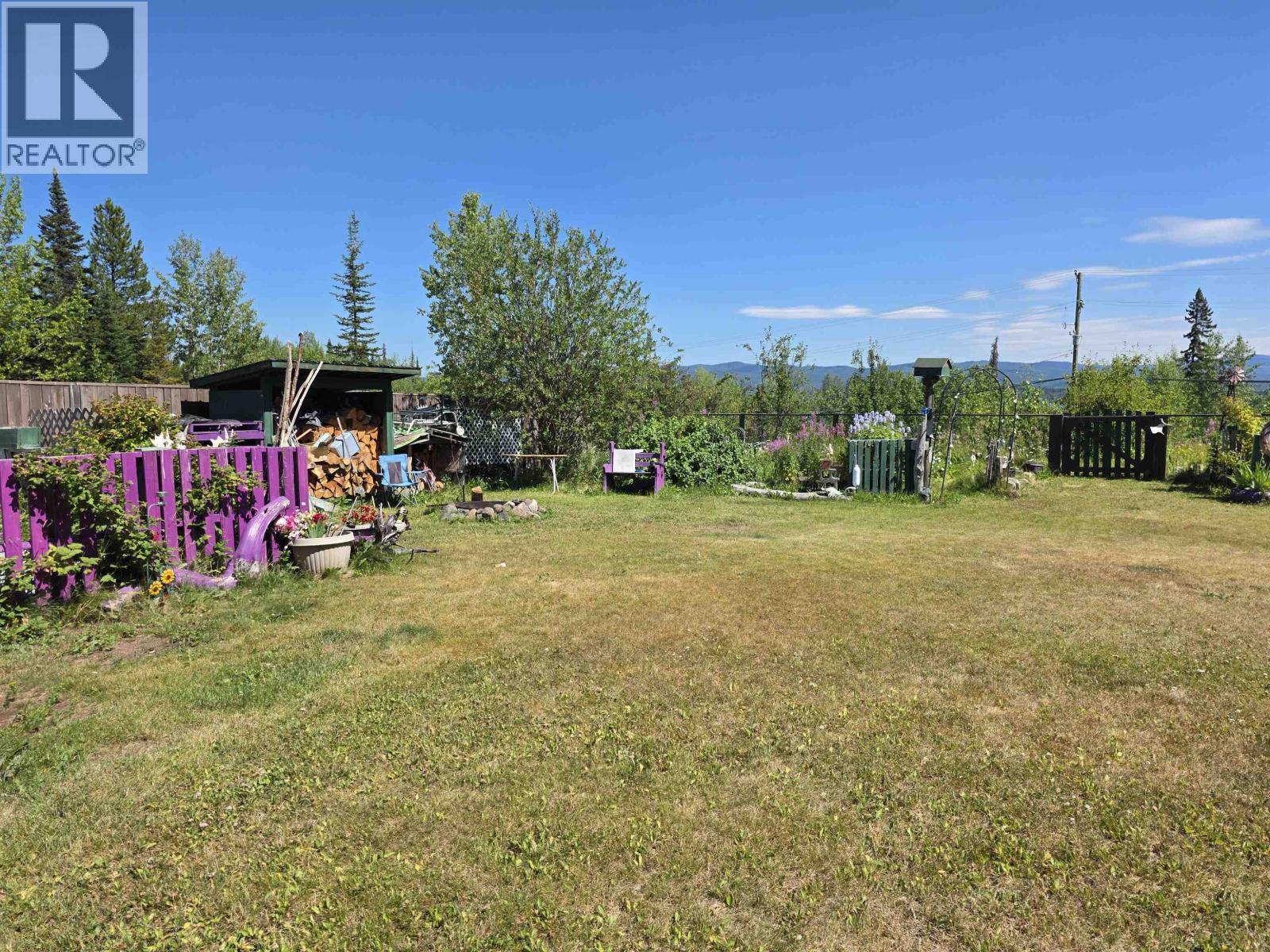 15 Harmon Crescent, Granisle, BC - Outdoor