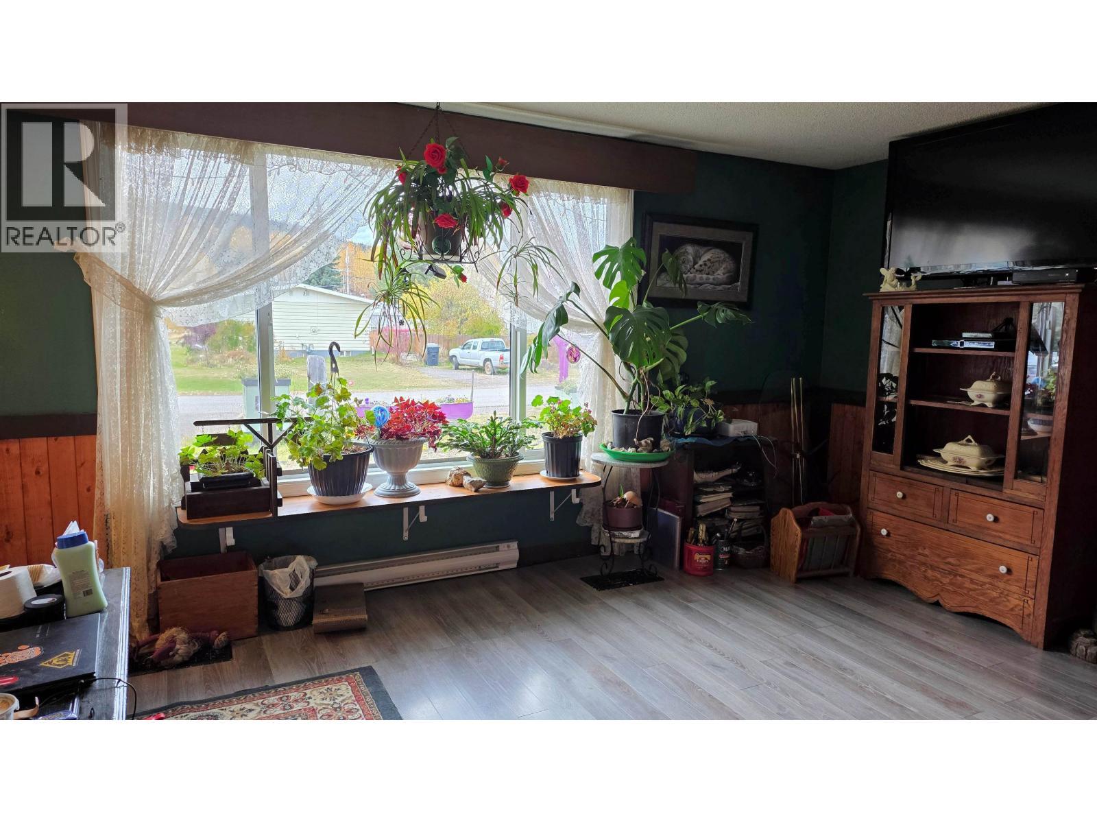 15 Harmon Crescent, Granisle, BC - Indoor Photo Showing Other Room