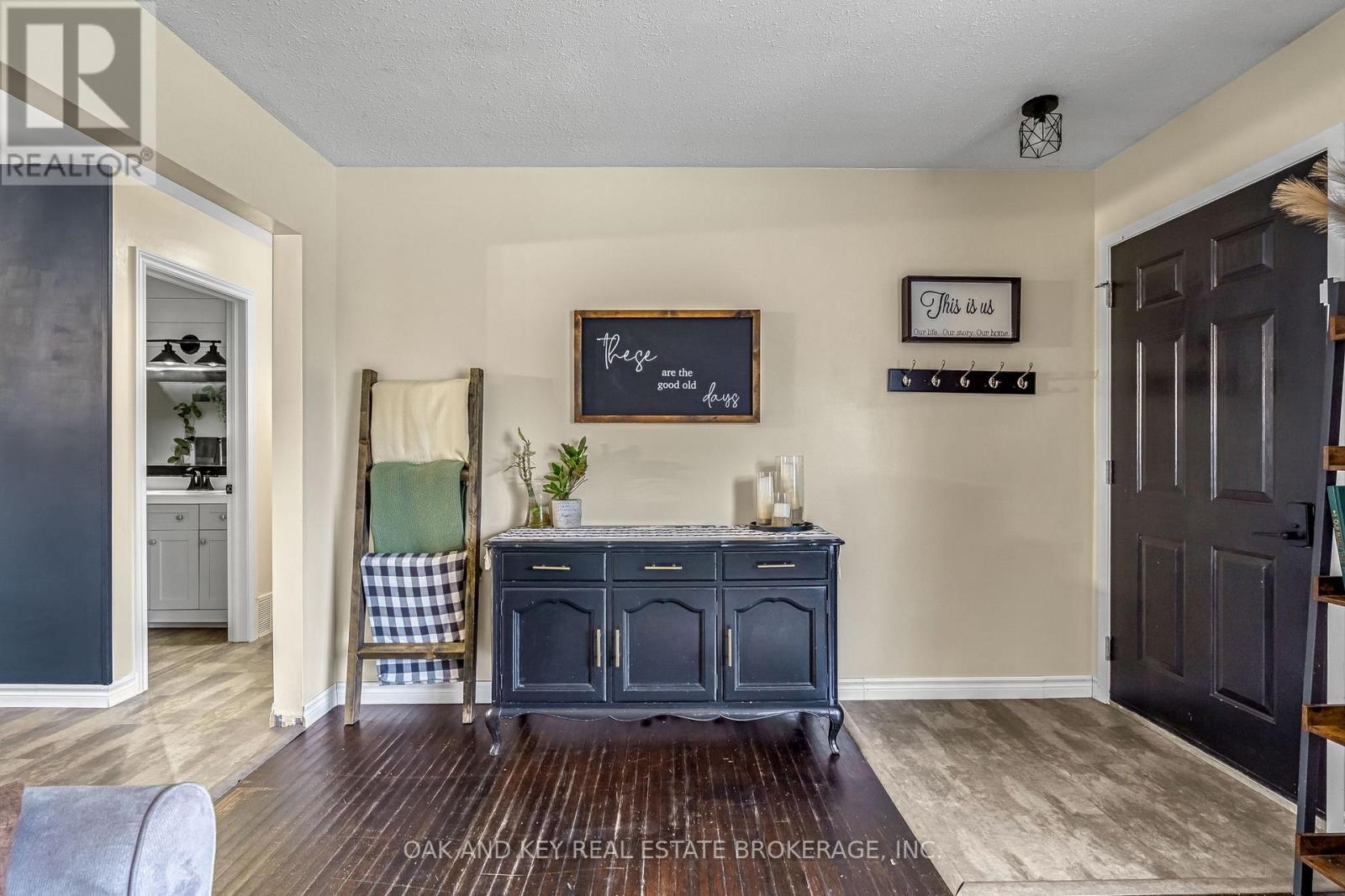 26 Sinclair Avenue, St. Thomas, ON - Indoor Photo Showing Other Room