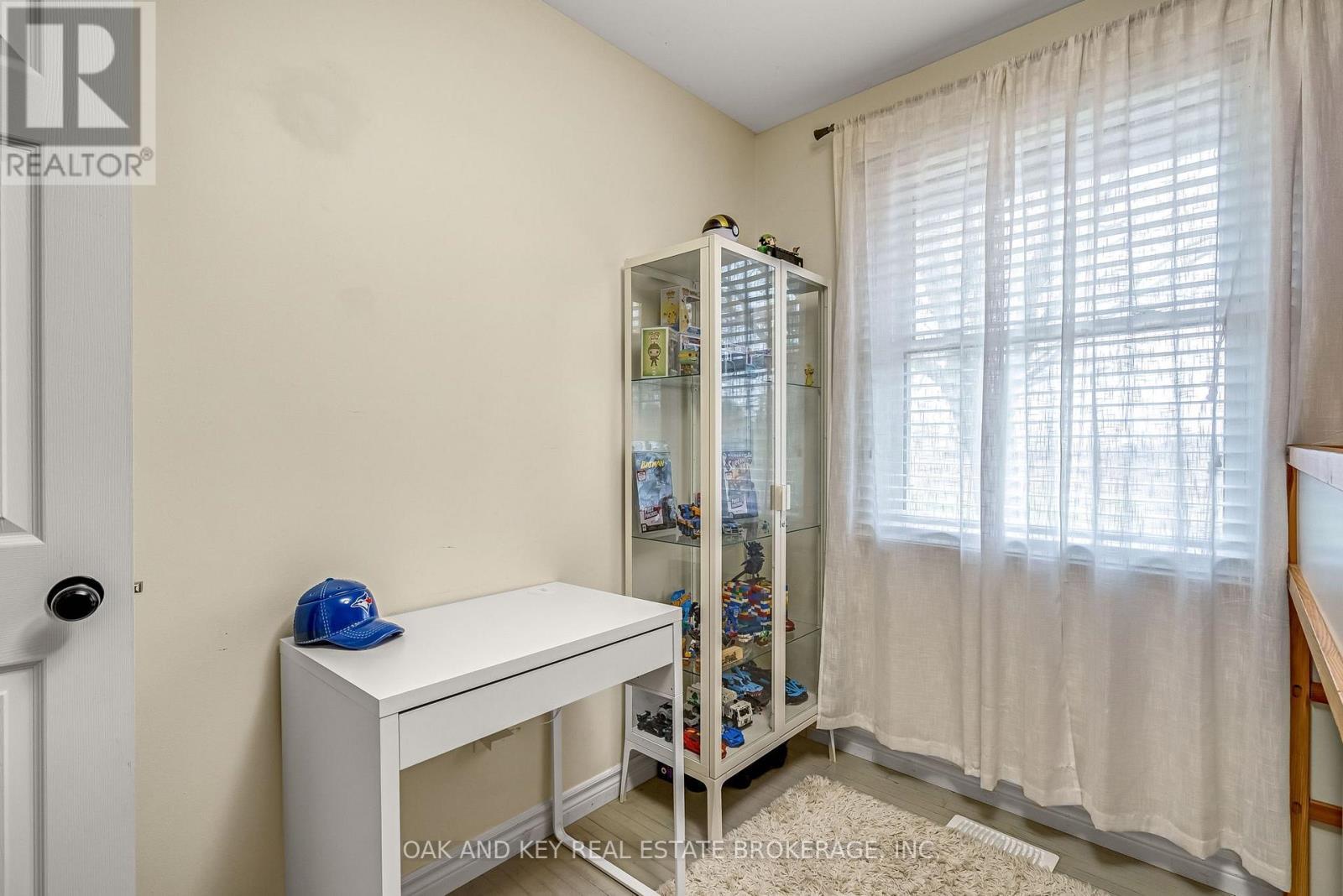 26 Sinclair Avenue, St. Thomas, ON - Indoor Photo Showing Other Room