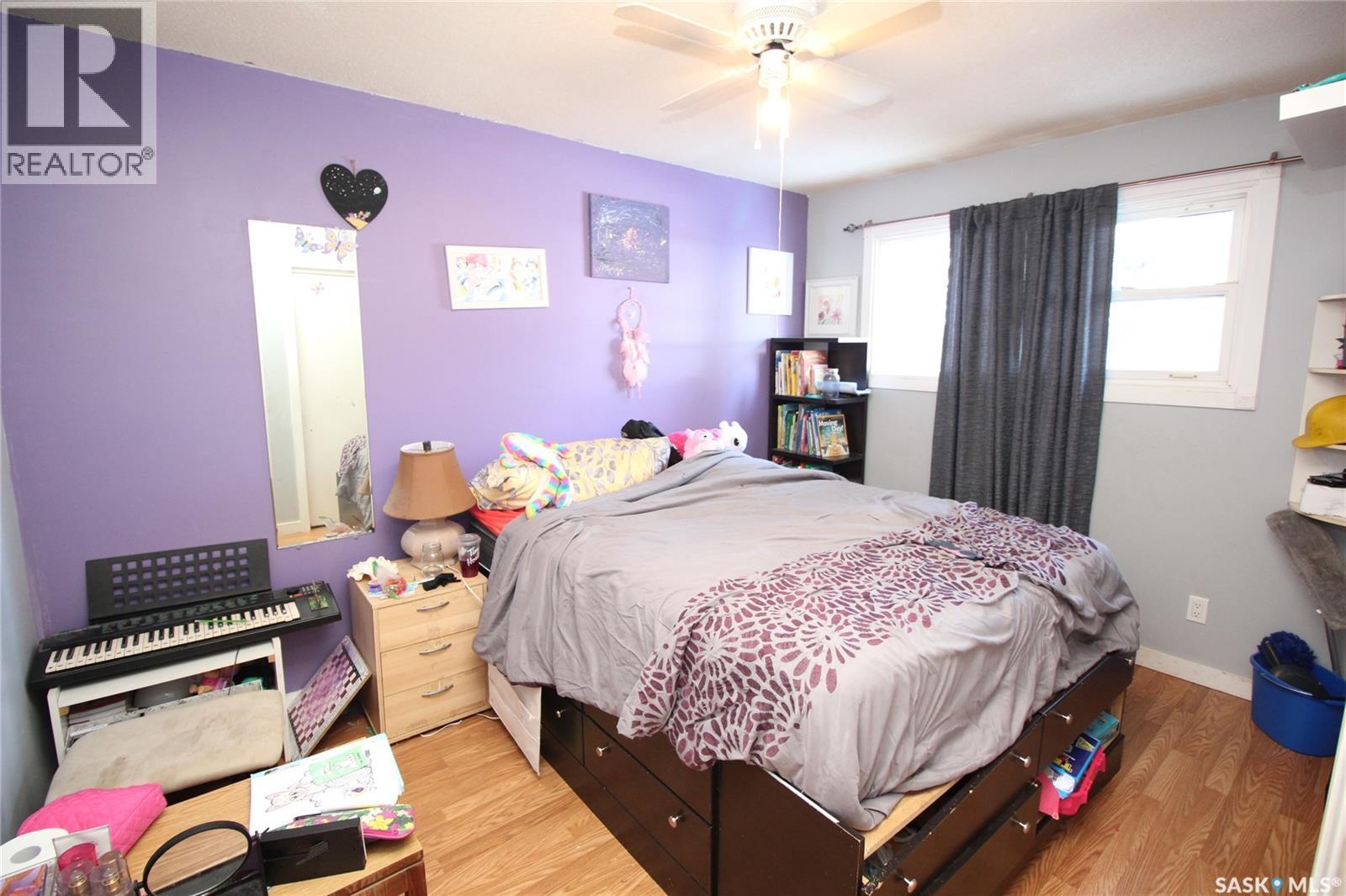 800 Robison Street, Indian Head, SK - Indoor Photo Showing Bedroom