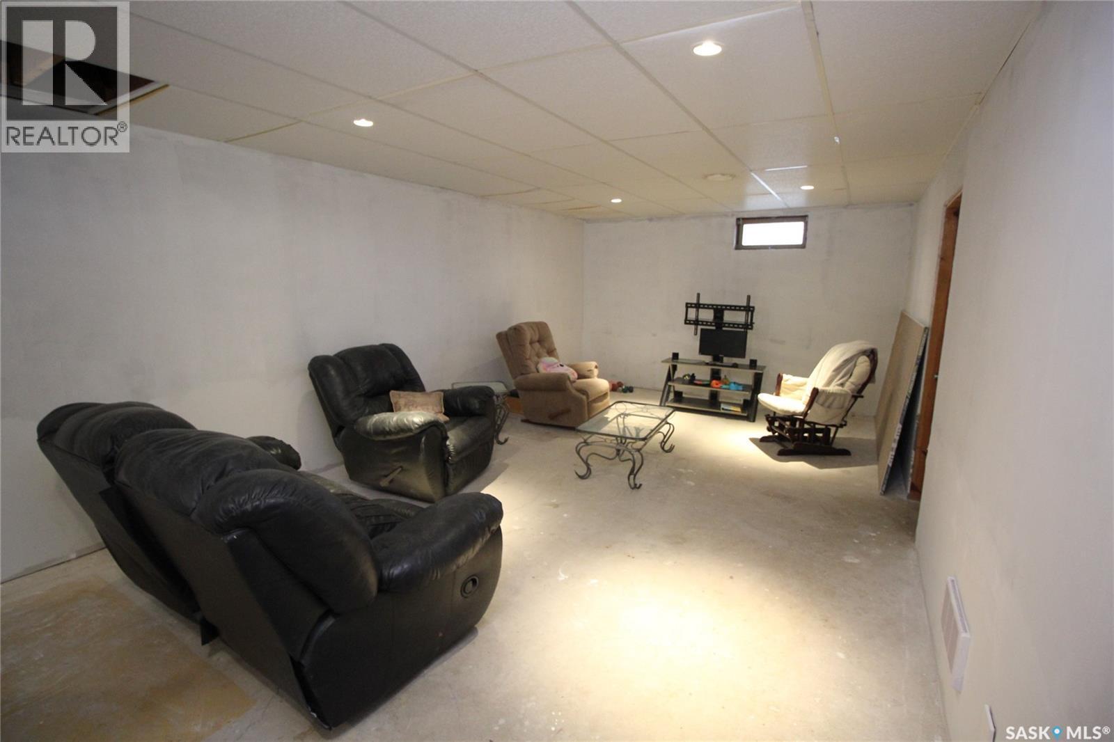 800 Robison Street, Indian Head, SK