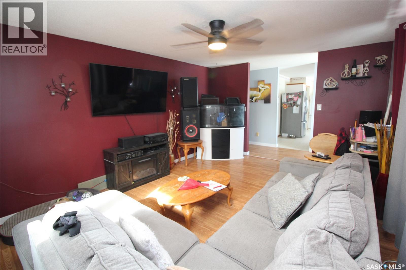 800 Robison Street, Indian Head, SK - Indoor