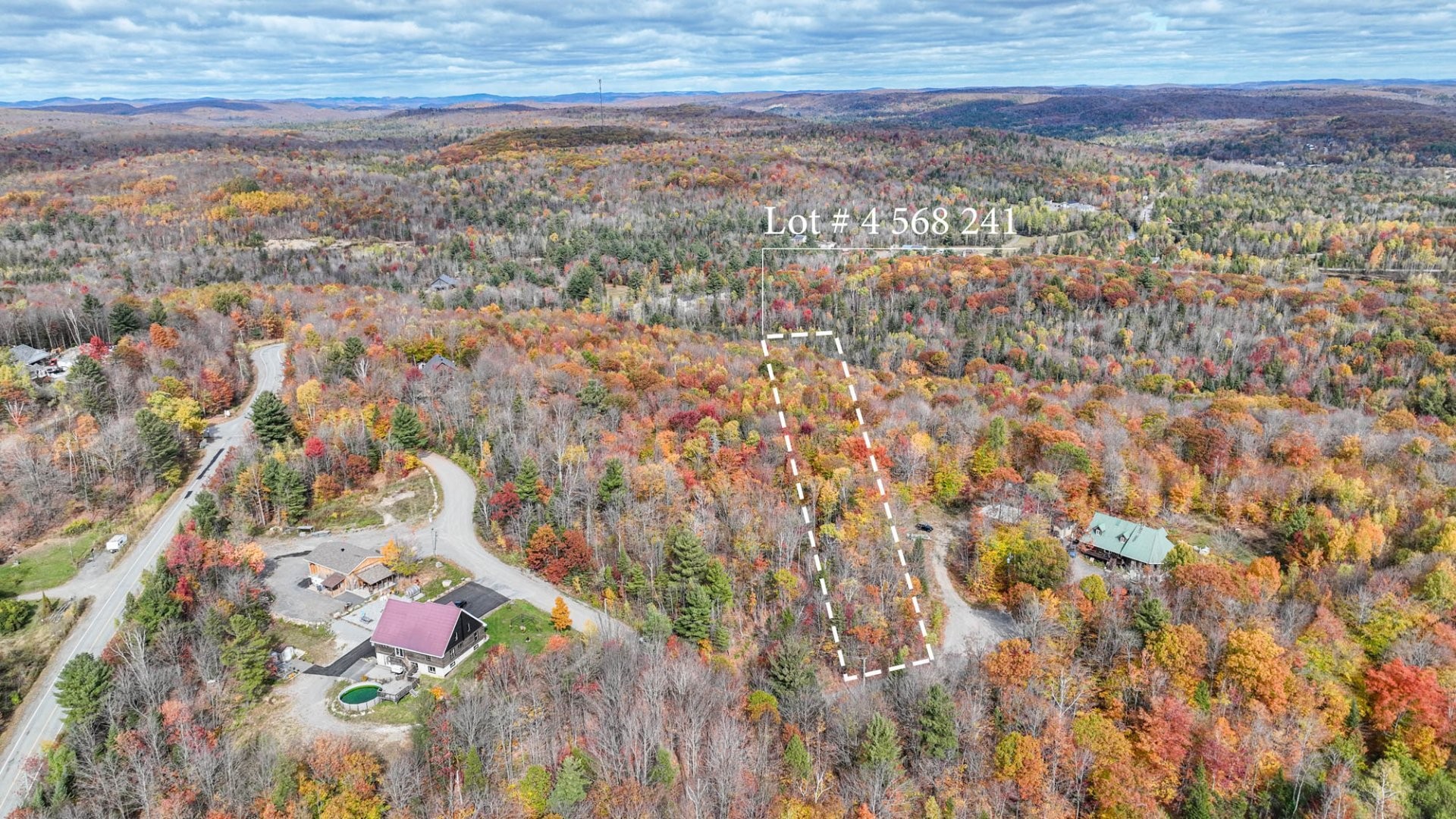 Vue sur l'eau - Rue De L'Artisan, Saint-Calixte, QC