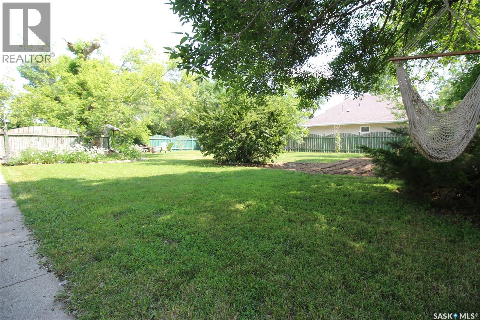 663 2Nd Street E, Shaunavon, SK - Outdoor