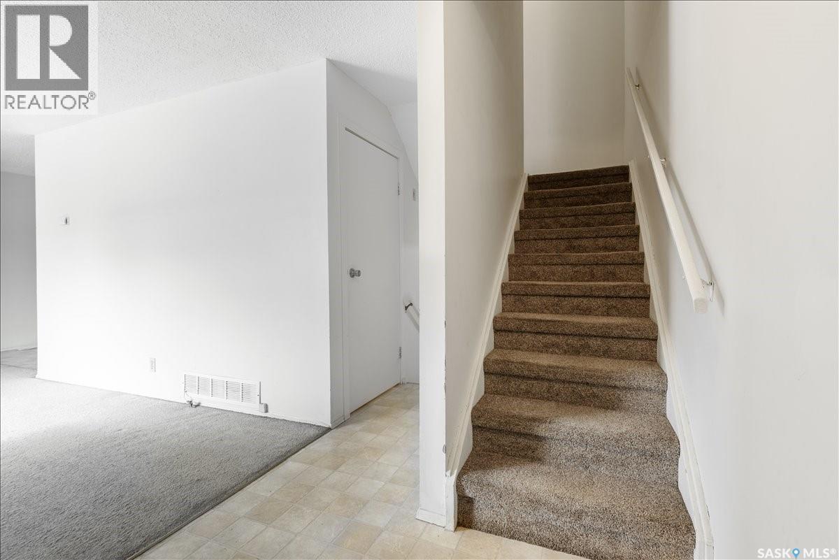 71 3904 Castle Road, Regina, SK - Indoor Photo Showing Other Room