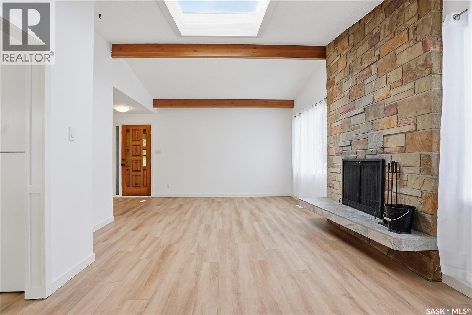 1606 Arlington Avenue, Saskatoon, SK - Indoor With Fireplace