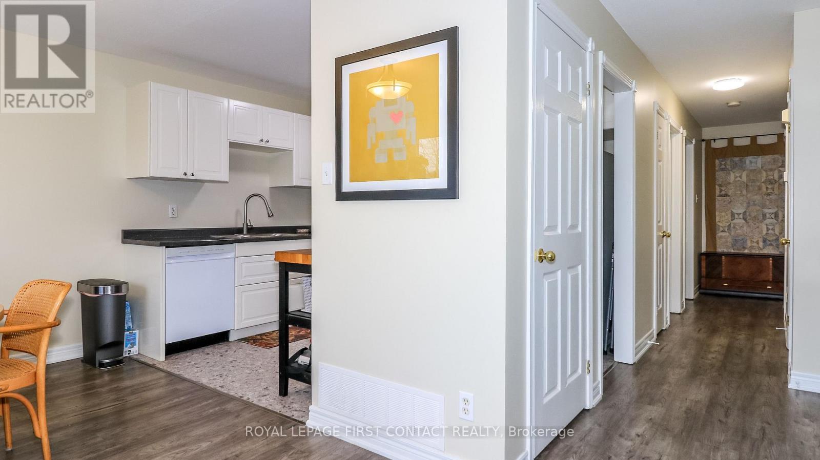 66 Downing Crescent, Barrie, ON - Indoor Photo Showing Other Room