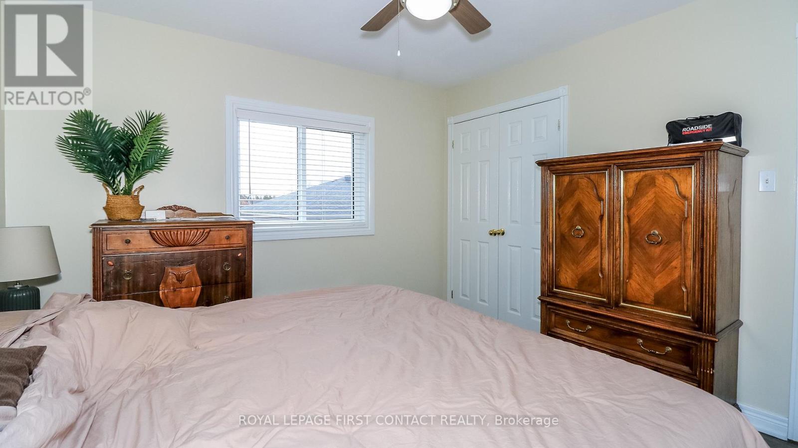 66 Downing Crescent, Barrie, ON - Indoor Photo Showing Bedroom