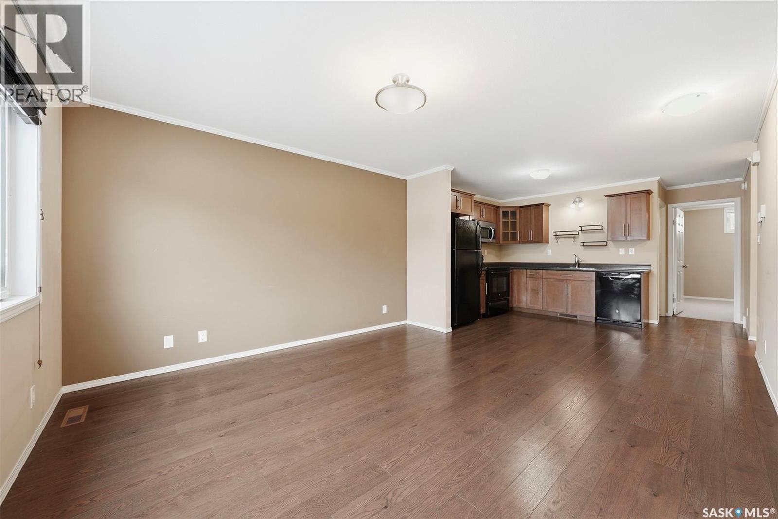 103 275 Pringle Lane, Saskatoon, SK - Indoor Photo Showing Kitchen