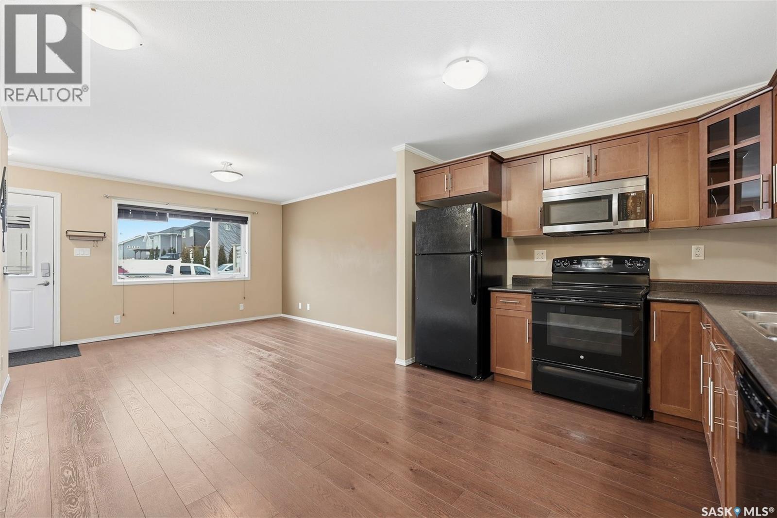 103 275 Pringle Lane, Saskatoon, SK - Indoor Photo Showing Kitchen