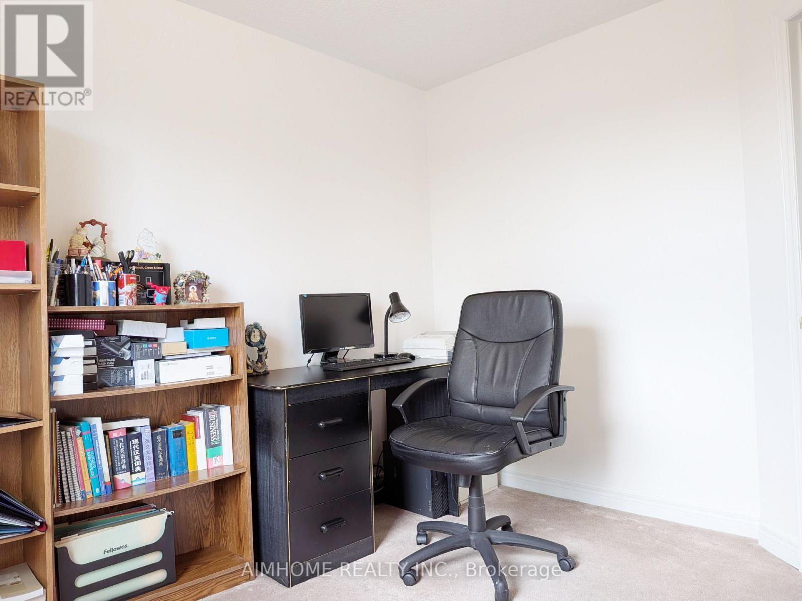 74 Sunway Square, Markham, ON - Indoor Photo Showing Office