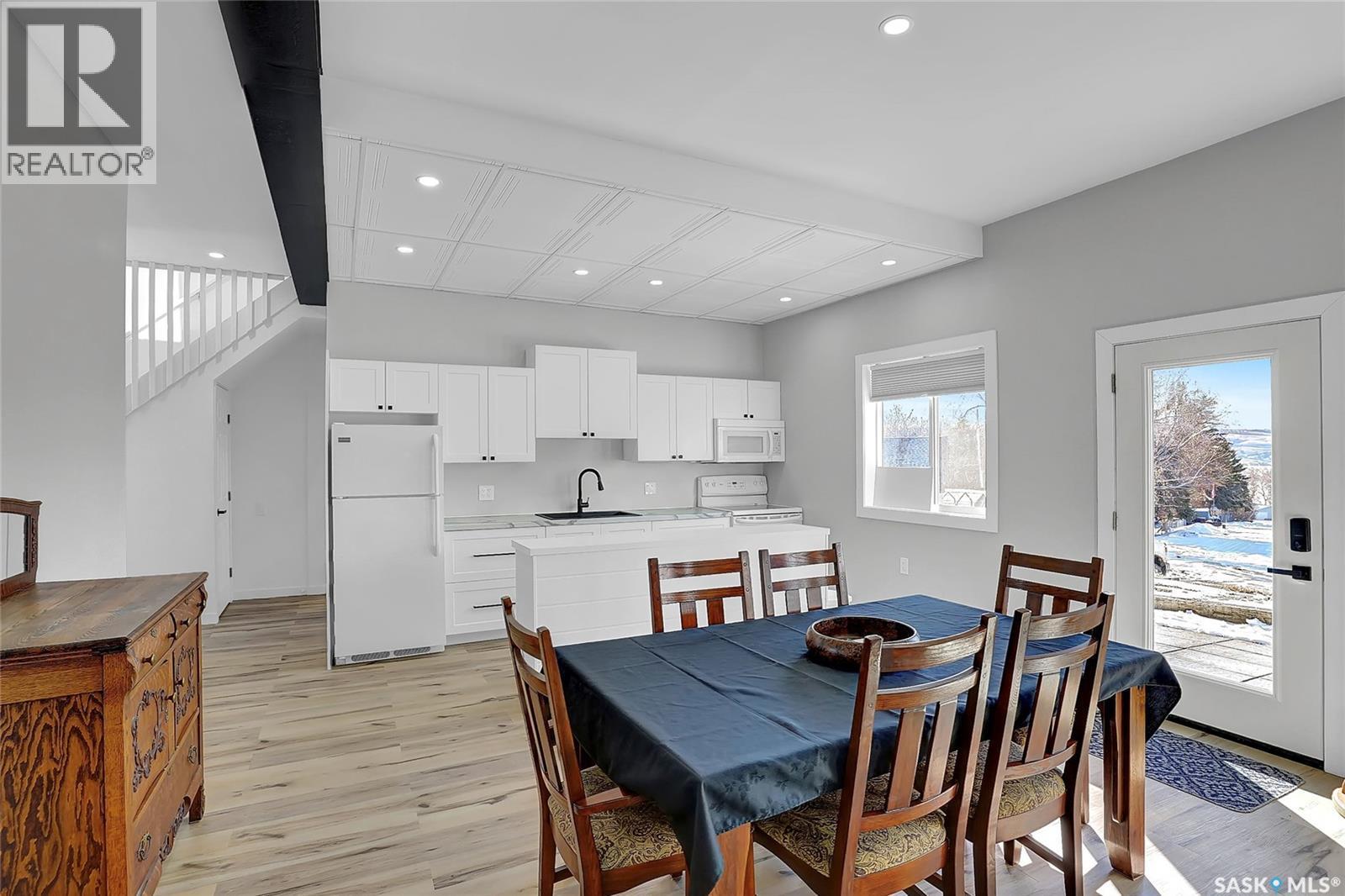 26 Alice Crescent, North Grove, SK - Indoor Photo Showing Dining Room
