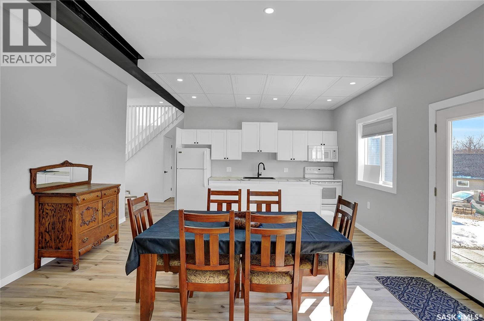26 Alice Crescent, North Grove, SK - Indoor Photo Showing Dining Room