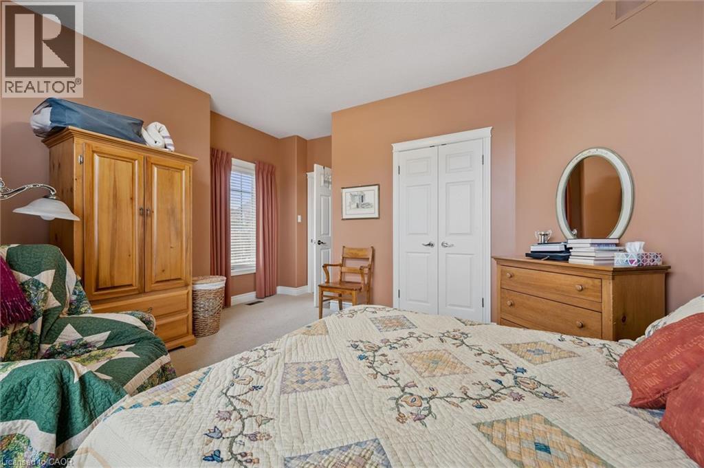 285 Deer Ridge Drive, Kitchener, ON - Indoor Photo Showing Bedroom
